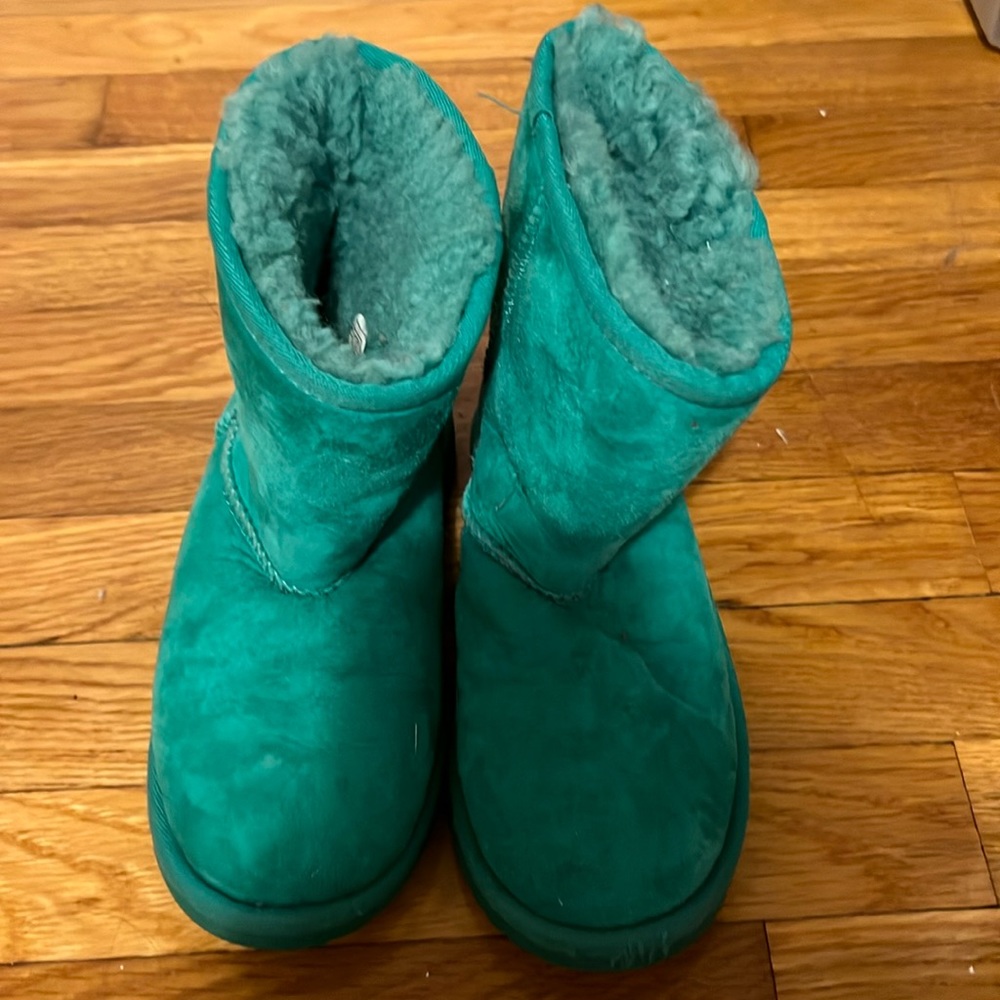 Ugg Kelly Green Girls Boot Size 2